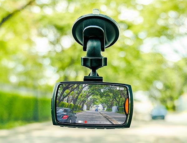 The Value Of Dashcam Video Evidence In Truck Accident Cases - Attorney Kohm